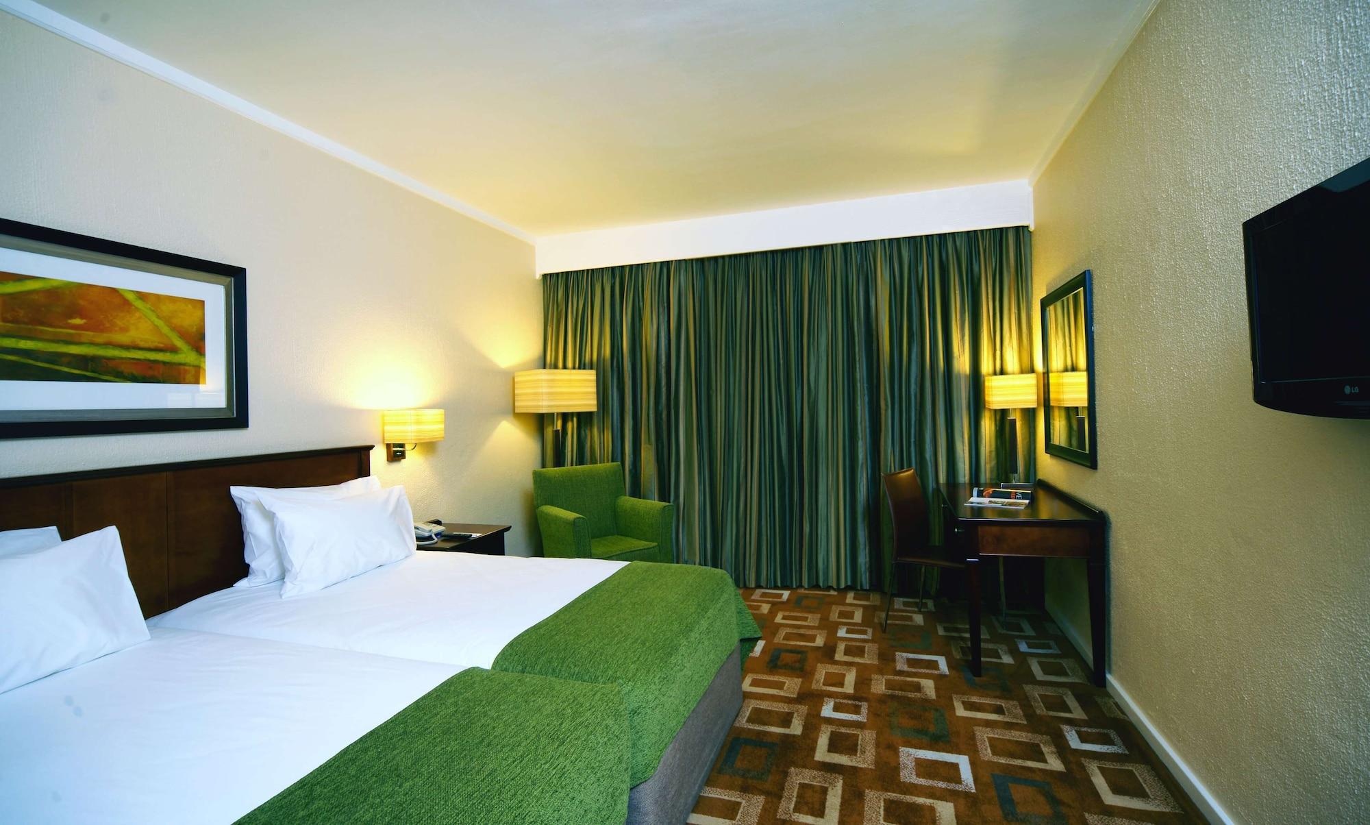 Garden Court Or Tambo International Airport Hotell Kempton Park Eksteriør bilde