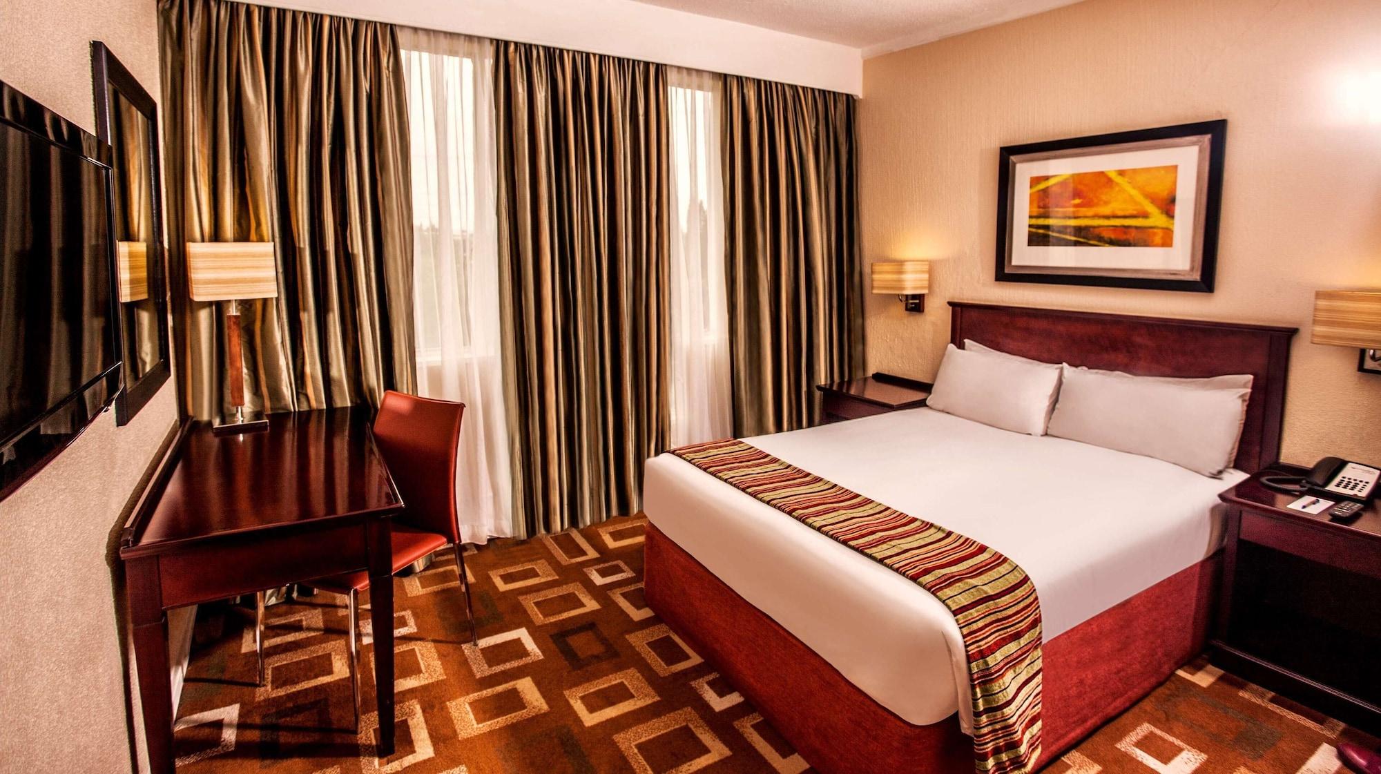 Garden Court Or Tambo International Airport Hotell Kempton Park Eksteriør bilde