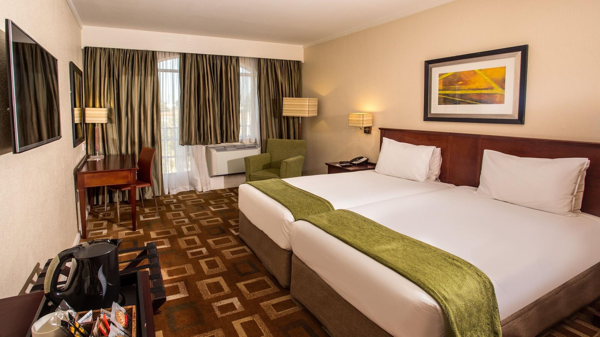 Garden Court Or Tambo International Airport Hotell Kempton Park Eksteriør bilde