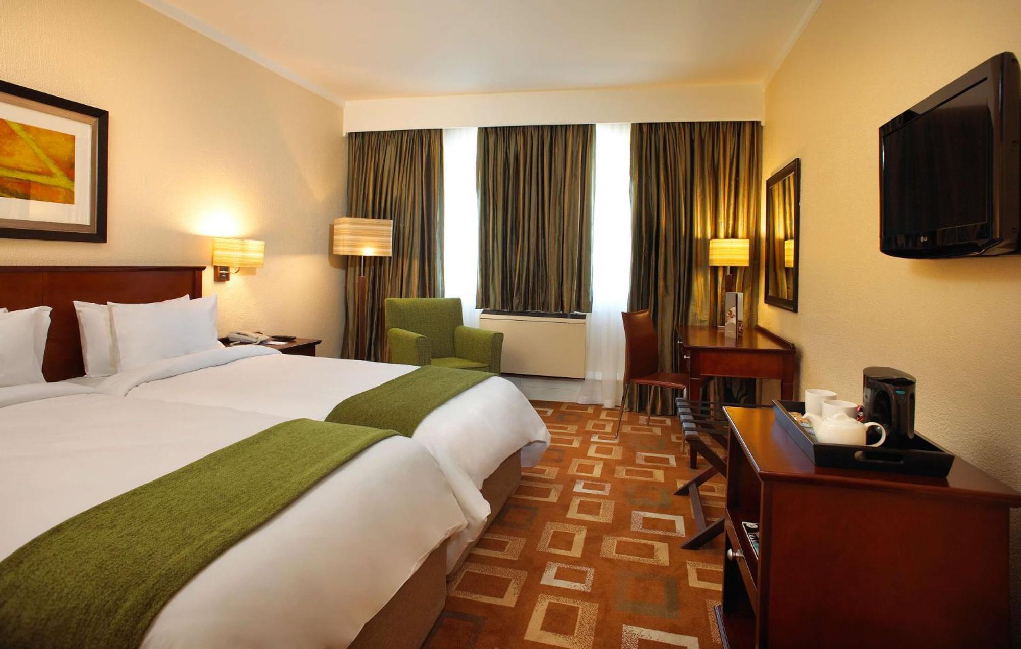 Garden Court Or Tambo International Airport Hotell Kempton Park Eksteriør bilde