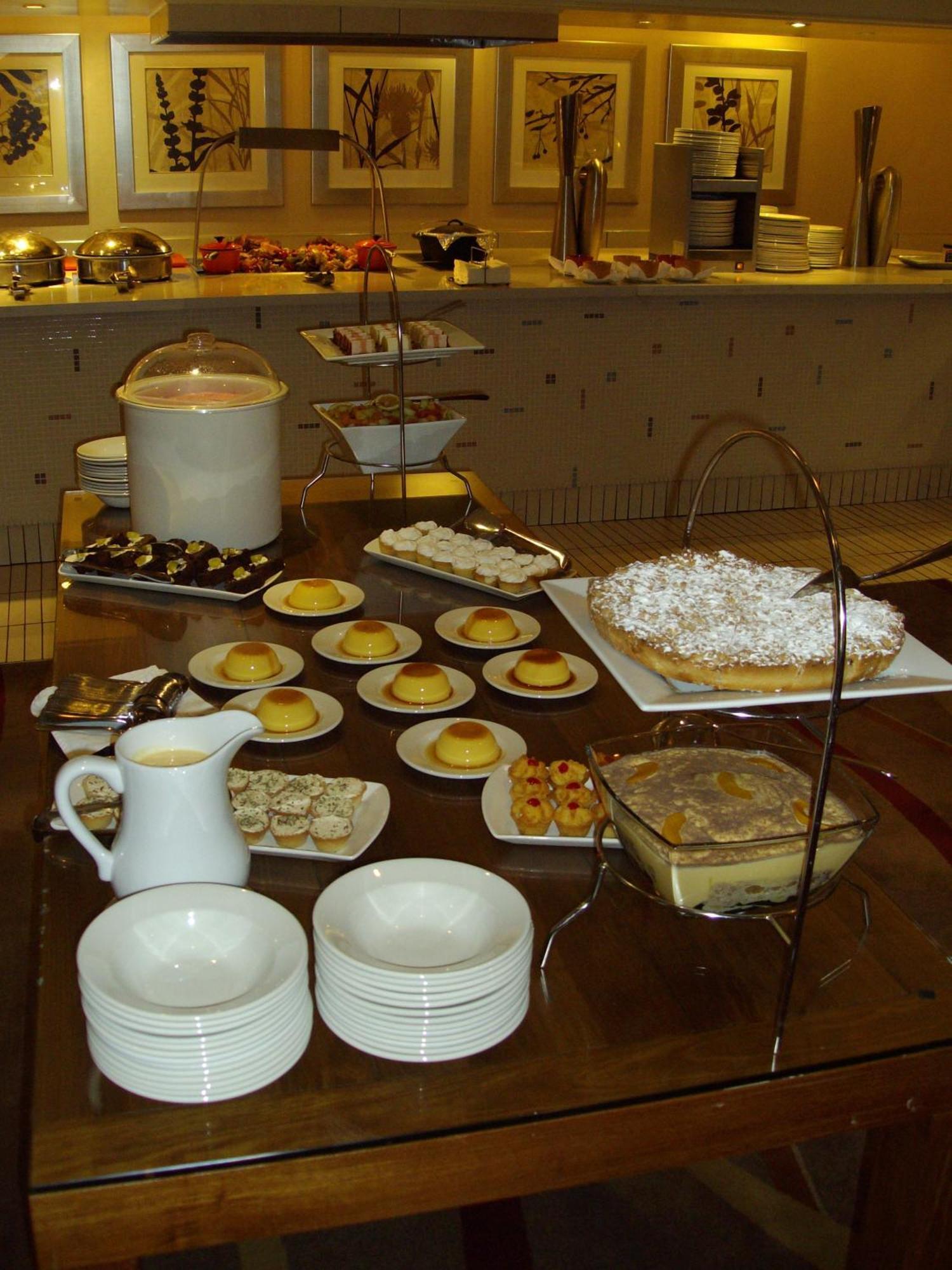 Garden Court Or Tambo International Airport Hotell Kempton Park Eksteriør bilde
