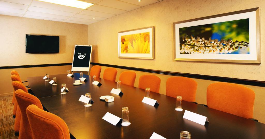 Garden Court Or Tambo International Airport Hotell Kempton Park Eksteriør bilde