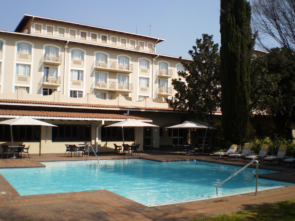 Garden Court Or Tambo International Airport Hotell Kempton Park Eksteriør bilde